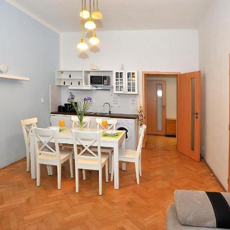 Condo Vinohrady II Praha Bagian luar foto