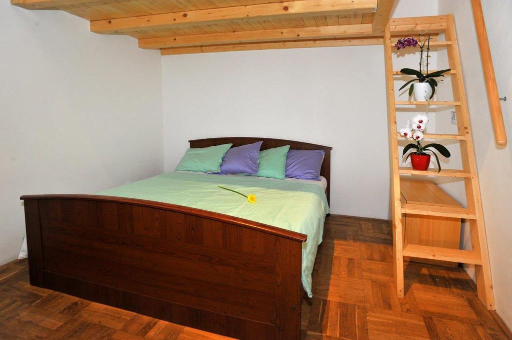 Condo Vinohrady II Praha Bagian luar foto
