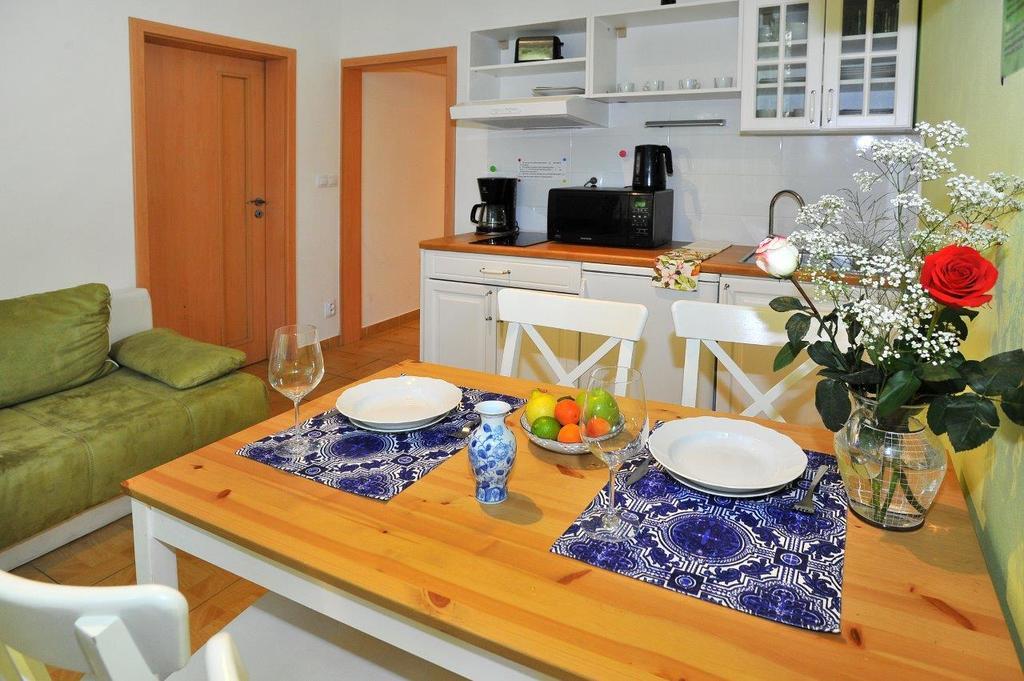 Condo Vinohrady II Praha Bagian luar foto