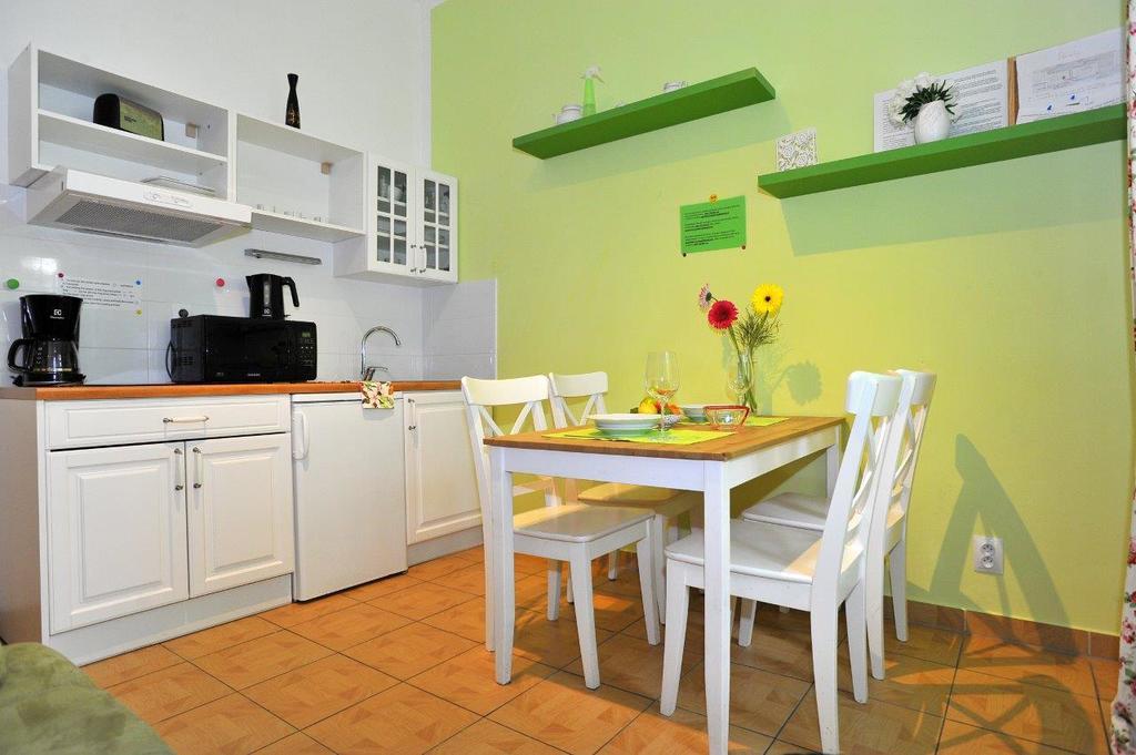 Condo Vinohrady II Praha Bagian luar foto